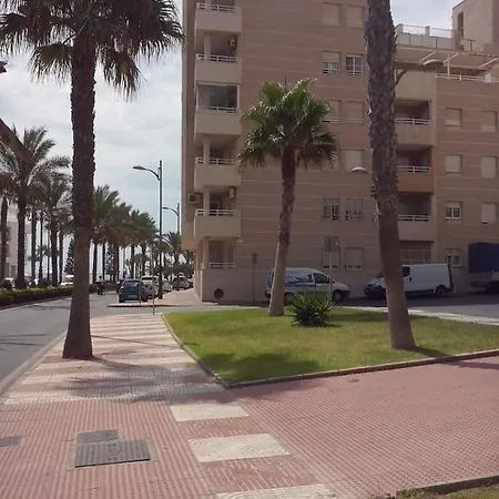 Con Piscina Y Terraza A 50 Metros De La Playa *